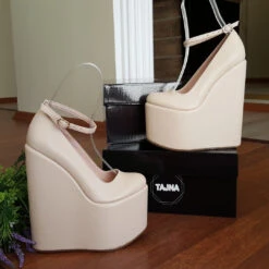 Ankle Strap Cream Super High Heel Wedge Shoes 20 Cm