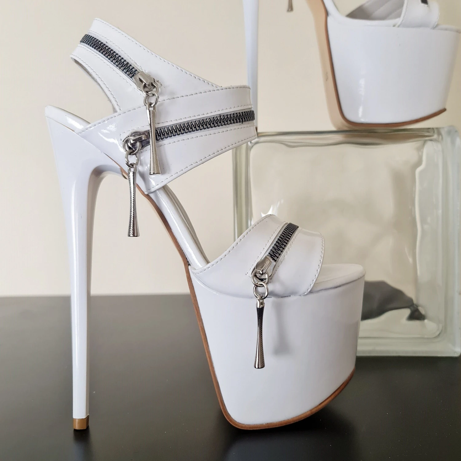 White Gloss Zip Detailed High Heel Sandals 1 White Gloss Zip Detailed High Heel Sandals