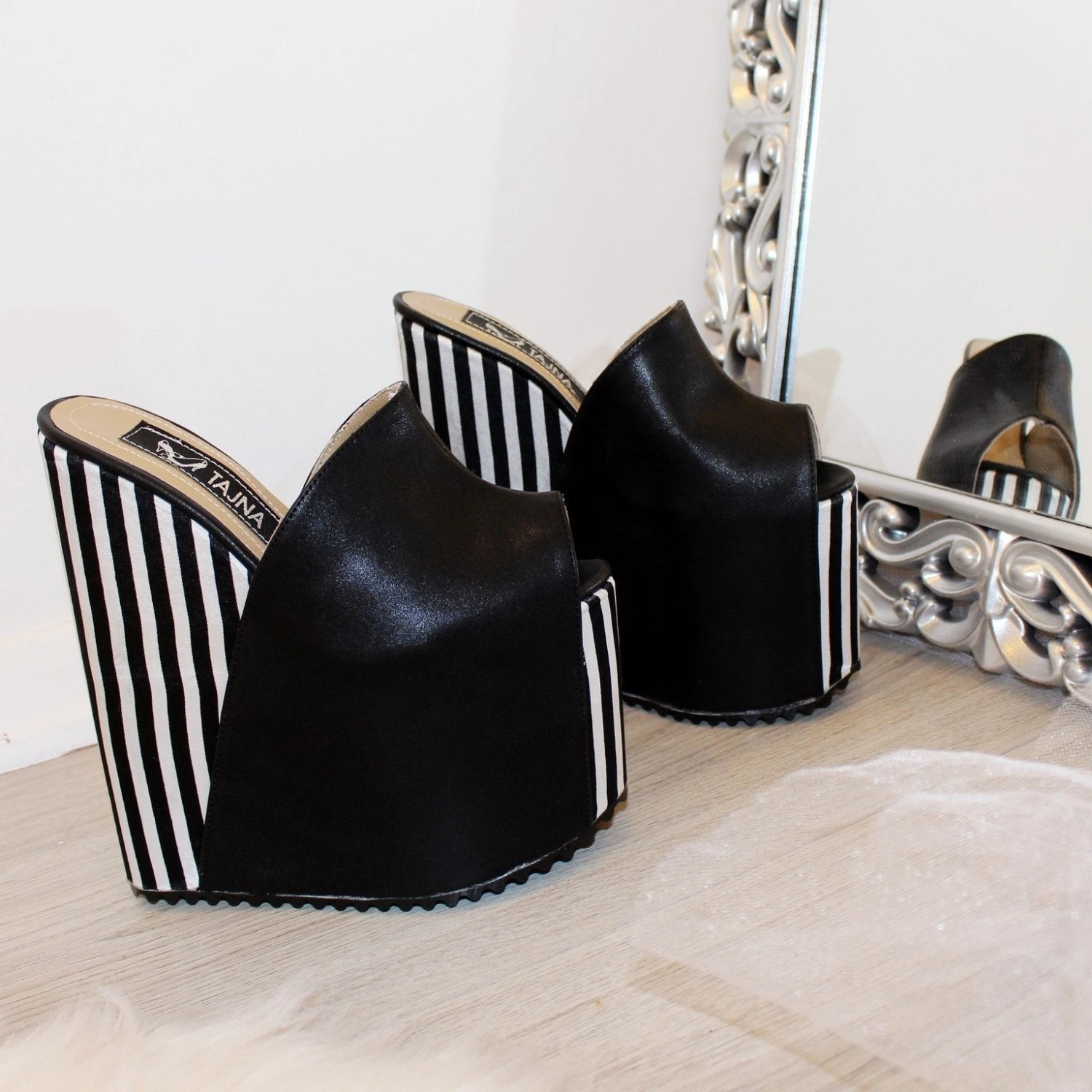 White Black Stripe Peep Toe Wedge Mules 6 White Black Stripe Peep Toe Wedge Mules - Image 6